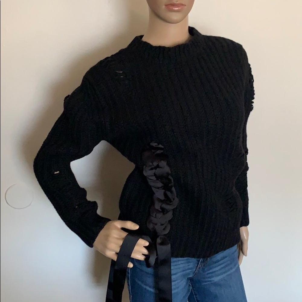 😍MOUSSY Wool Shredded with Ribbons Top 😍